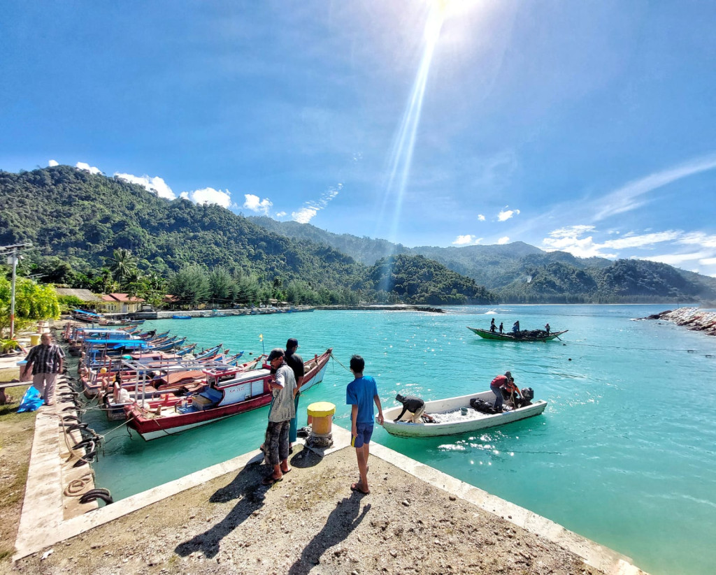 PELABUHAN GAMPONG LHOK RUKAM 